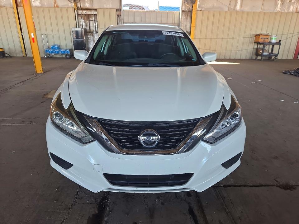 Продаж на аукціоні авто 2017 Nissan Altima, vin: 1N4AL3AP0HN312669, номер лоту: 72431016