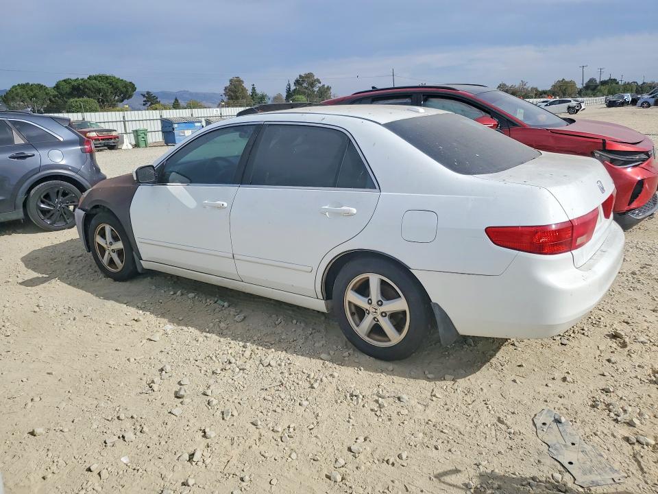 2005 Honda Accord მანქანა იყიდება აუქციონზე, vin: 1HGCM56875A059092, აუქციონის ნომერი: 70903086