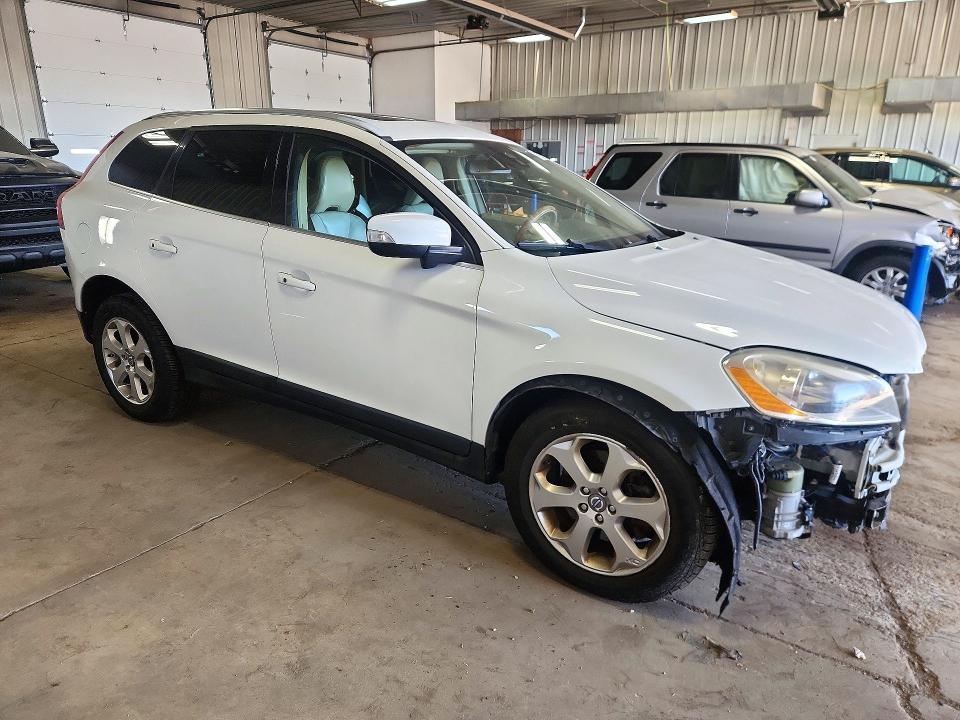 Продажа на аукционе авто 2012 Volvo Xc60, vin: YV4952DL8C2305793, номер лота: 71979556