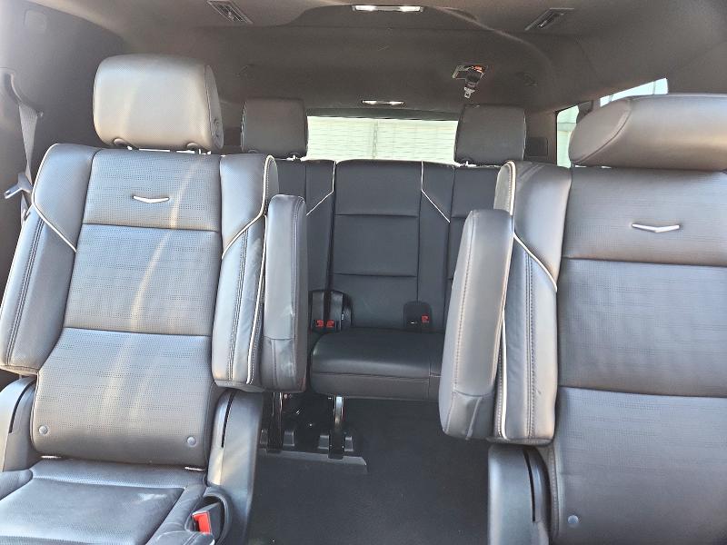 2023 Cadillac Escalade მანქანა იყიდება აუქციონზე, vin: 1GYS4KKL5PR388861, აუქციონის ნომერი: 71177026