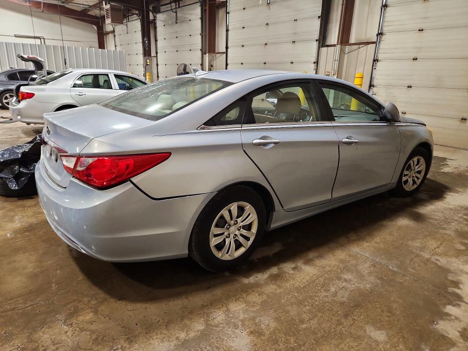 2011 Hyundai Sonata მანქანა იყიდება აუქციონზე, vin: 5NPEB4AC2BH235358, აუქციონის ნომერი: 71402726