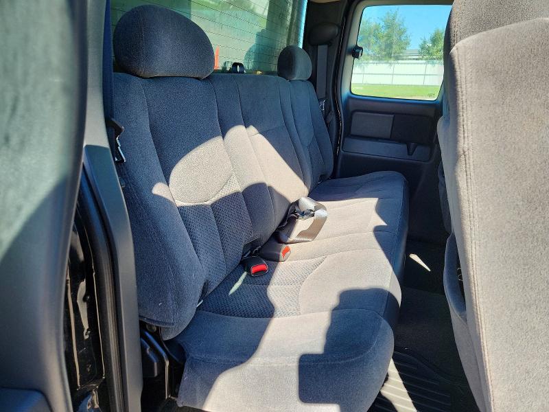 2005 Chevrolet Silverado მანქანა იყიდება აუქციონზე, vin: 2GCEC19T251264493, აუქციონის ნომერი: 71637196