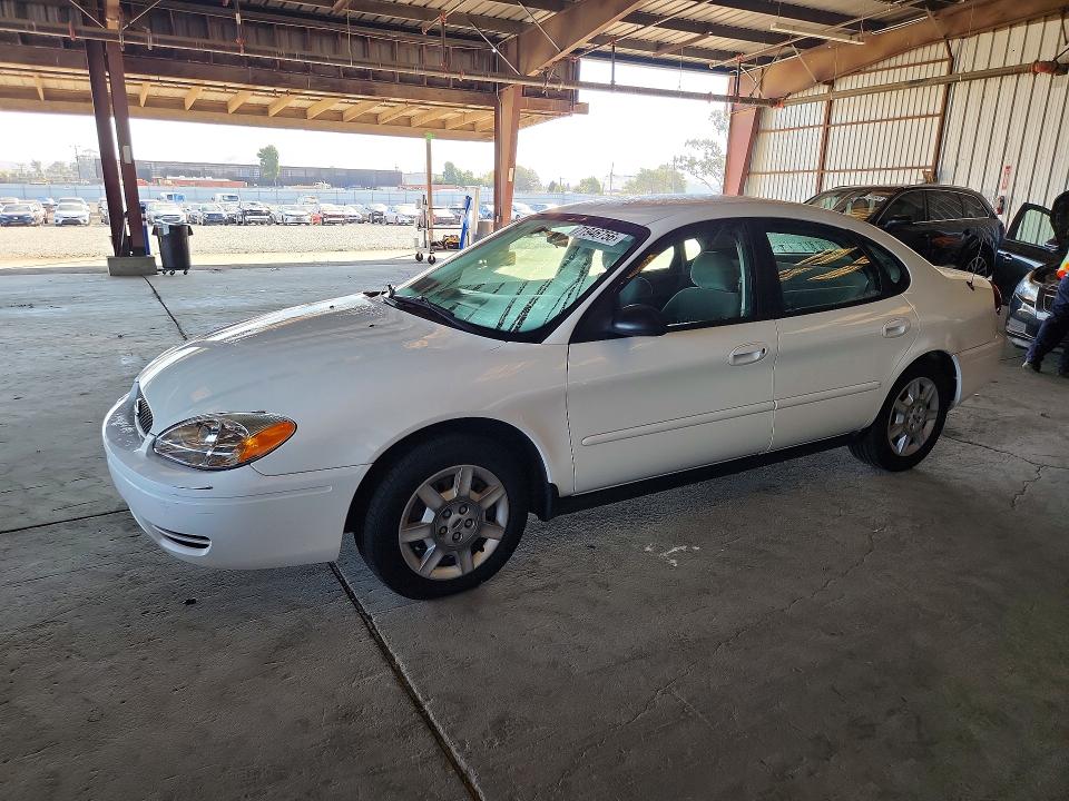 Auction sale of the 2007 Ford Taurus, vin: 1FAFP53UX7A187744, lot number: 71946756
