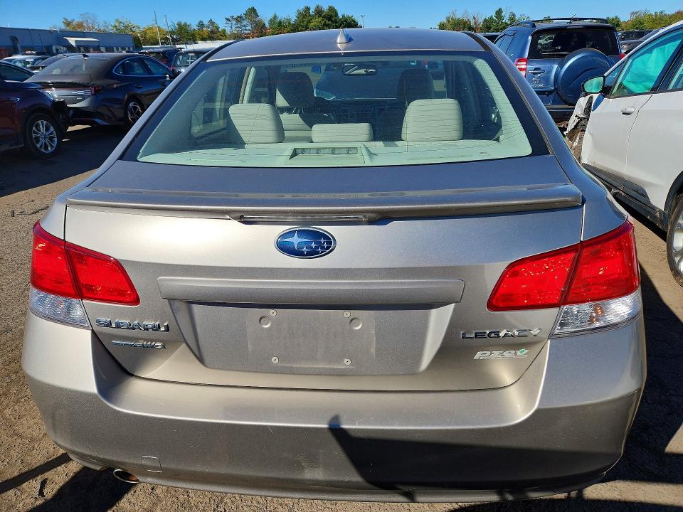 71010996 :رقم المزاد ، 4S3BMBF64E3020083 vin ، 2014 Subaru Legacy مزاد بيع
