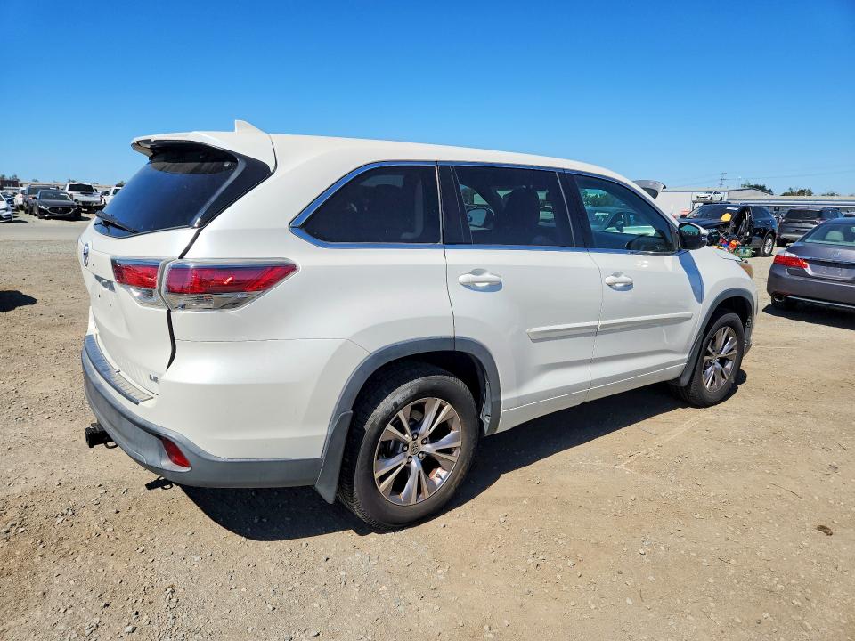 71455906 :رقم المزاد ، 5TDZKRFH5FS071025 vin ، 2015 Toyota Highlander مزاد بيع