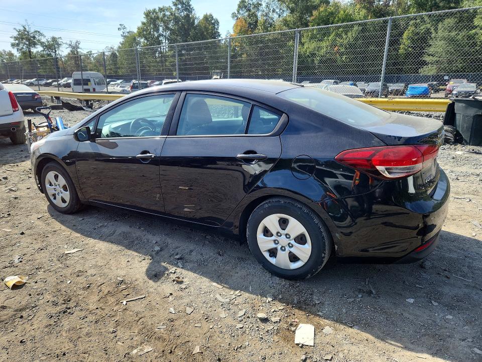 2017 Kia Forte მანქანა იყიდება აუქციონზე, vin: 3KPFK4A72HE074501, აუქციონის ნომერი: 71286466