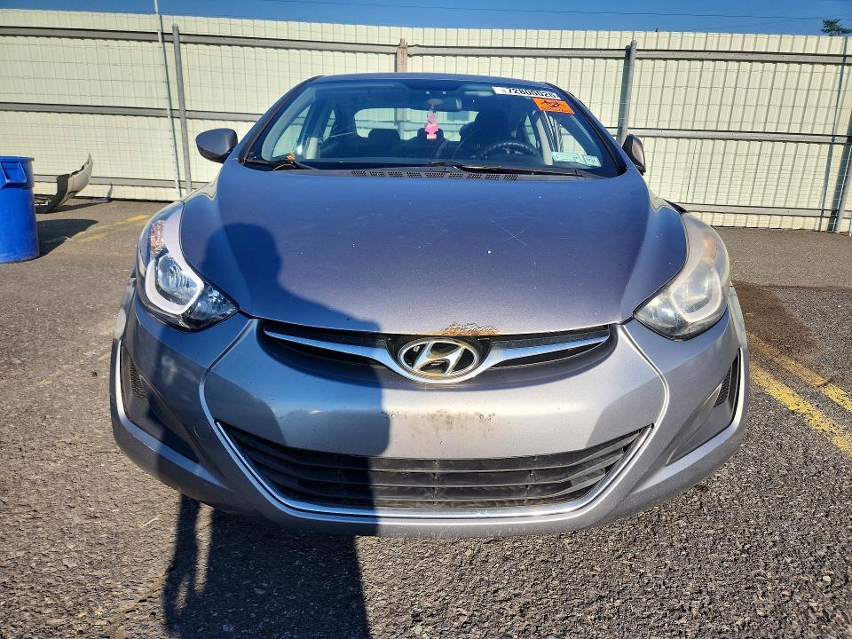Продаж на аукціоні авто 2016 Hyundai Elantra, vin: KMHDH4AE1GU486165, номер лоту: 72800026