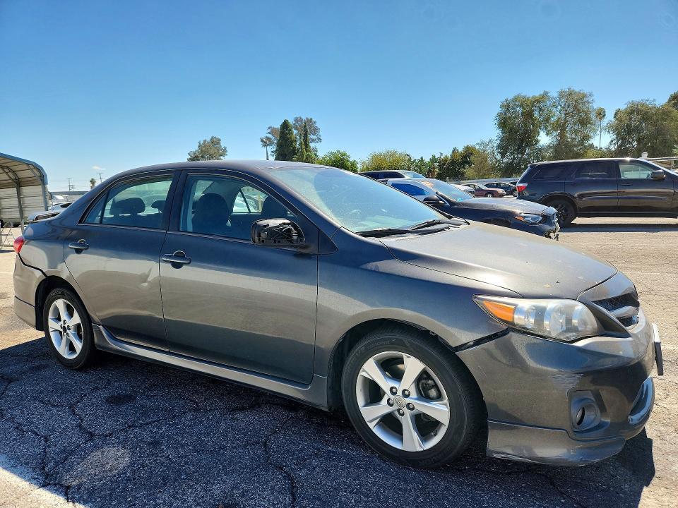 2013 Toyota Corolla მანქანა იყიდება აუქციონზე, vin: 2T1BU4EE2DC931930, აუქციონის ნომერი: 71804546
