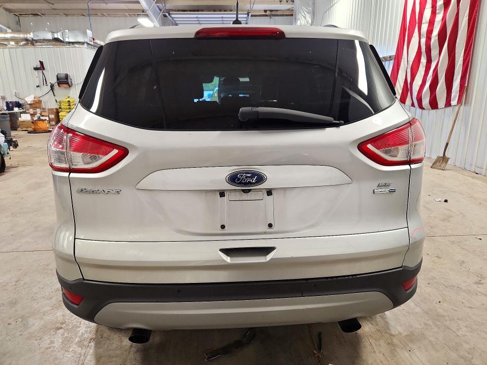 2014 Ford Escape მანქანა იყიდება აუქციონზე, vin: 1FMCU9G93EUC22053, აუქციონის ნომერი: 73114516