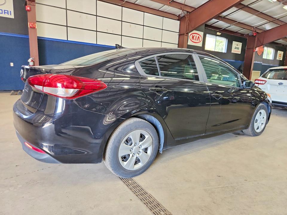 71737106 :رقم المزاد ، 3KPFK4A72JE230784 vin ، 2018 Kia Forte مزاد بيع