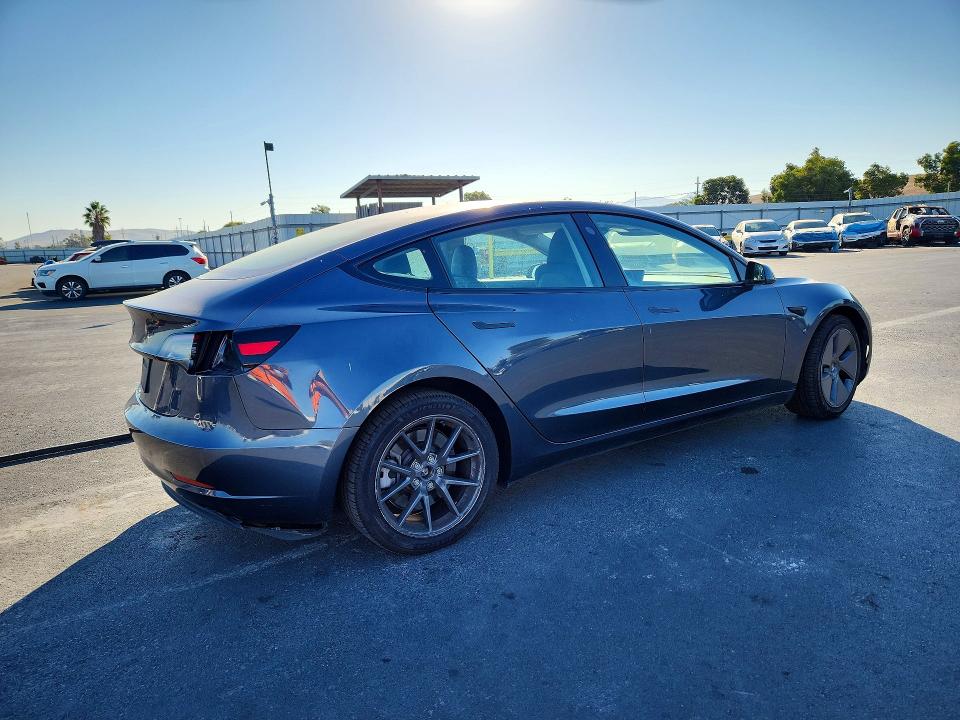 Продаж на аукціоні авто 2023 Tesla Model 3, vin: 5YJ3E1EA5PF618030, номер лоту: 71615446
