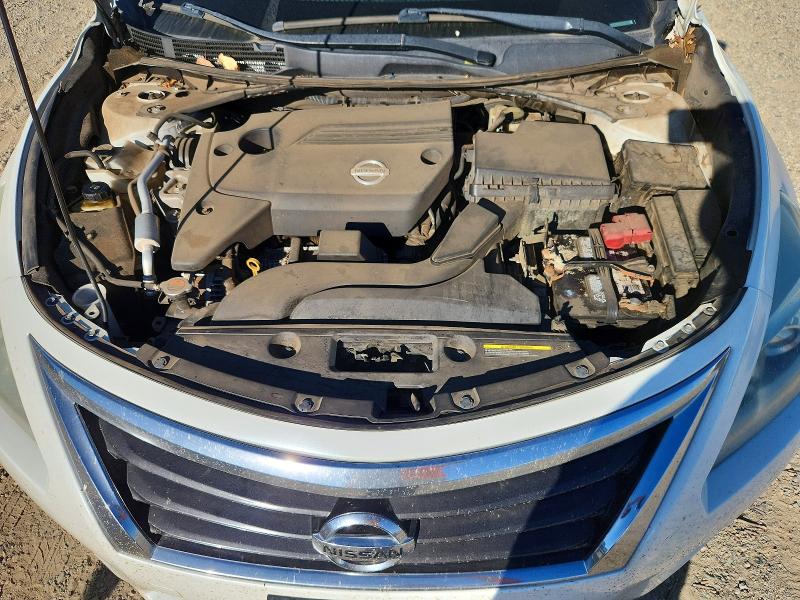 2015 Nissan Altima მანქანა იყიდება აუქციონზე, vin: 1N4AL3AP0FN381987, აუქციონის ნომერი: 71053456