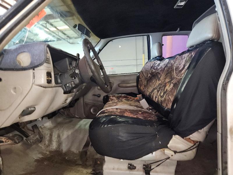 71928186 :رقم المزاد ، 1GTGC29R3WE520806 vin ، 1998 Gmc Sierra مزاد بيع
