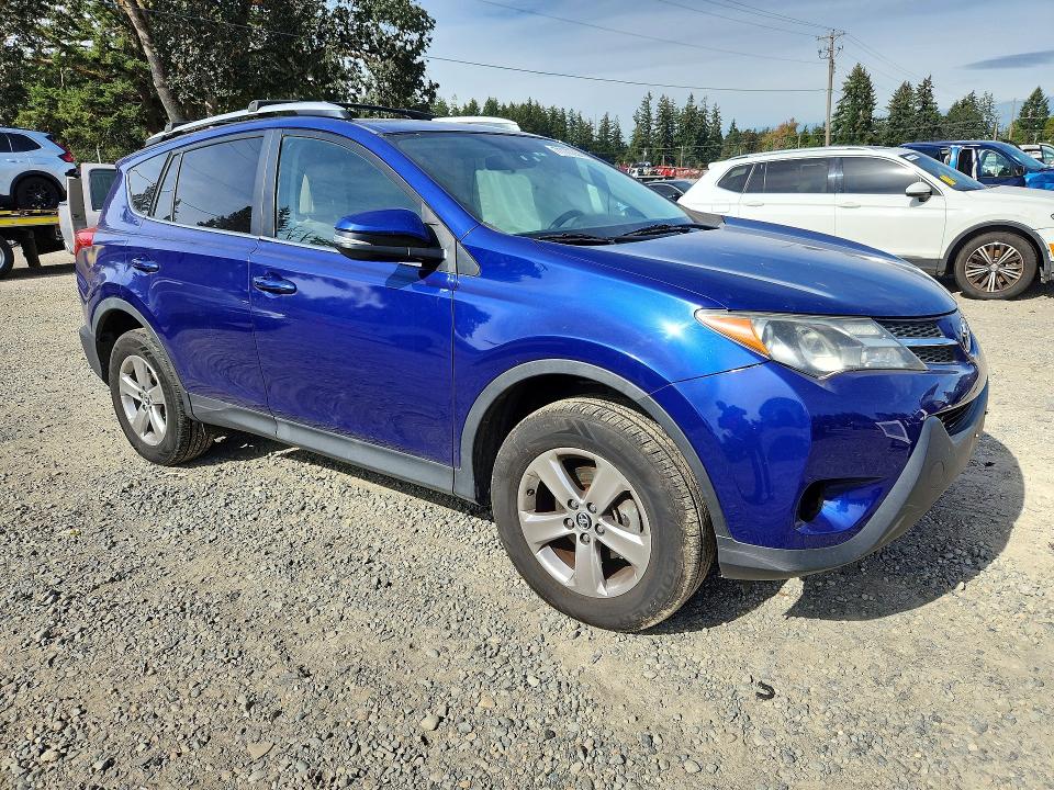 2015 Toyota Rav4 მანქანა იყიდება აუქციონზე, vin: 2T3RFREV9FW403624, აუქციონის ნომერი: 71177356