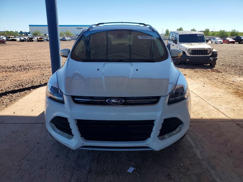 2013 Ford Escape მანქანა იყიდება აუქციონზე, vin: 1FMCU0J91DUD78112, აუქციონის ნომერი: 70990156