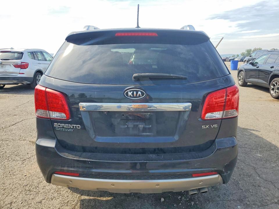 65455416 :رقم المزاد ، 5XYKWDA23BG100055 vin ، 2011 Kia Sorento مزاد بيع