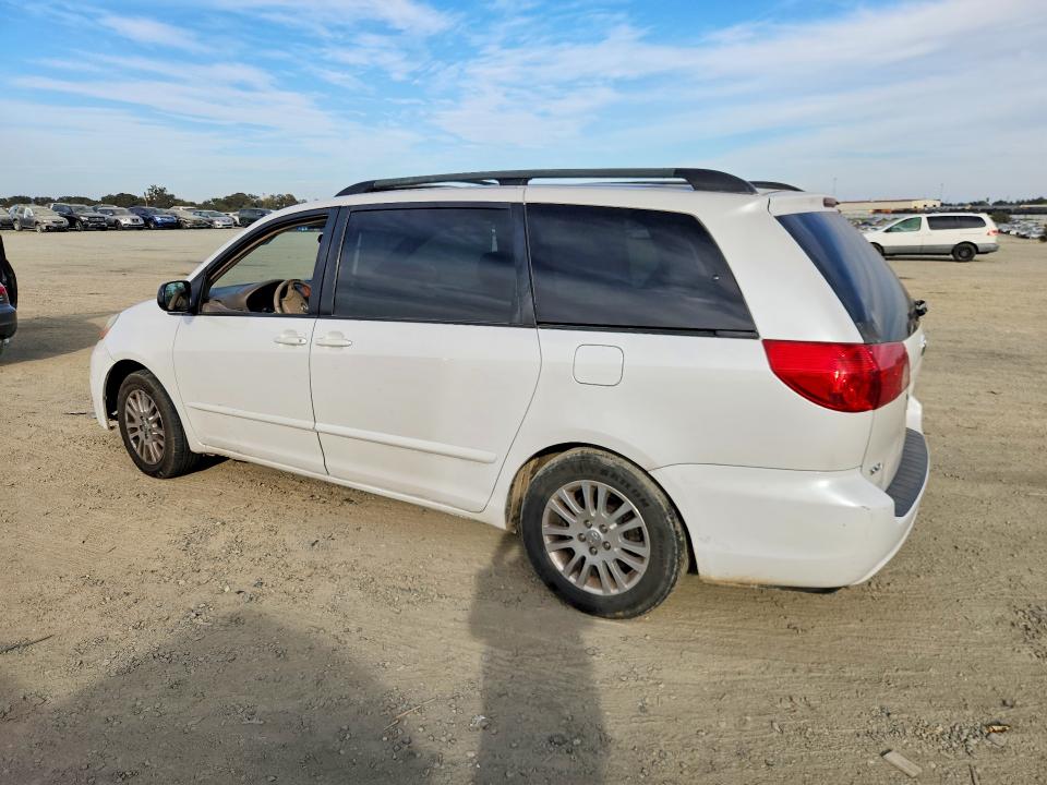 71847436 :رقم المزاد ، 5TDZK22C57S039128 vin ، 2007 Toyota Sienna مزاد بيع