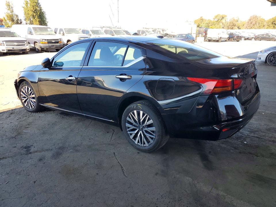 Продажа на аукционе авто 2025 Nissan Altima, vin: 1N4BL4DW8SN412782, номер лота: 72247146