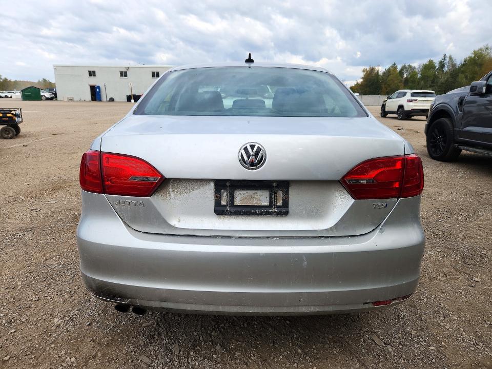 2013 Volkswagen Jetta მანქანა იყიდება აუქციონზე, vin: 3VWLL7AJ3DM381461, აუქციონის ნომერი: 72008206