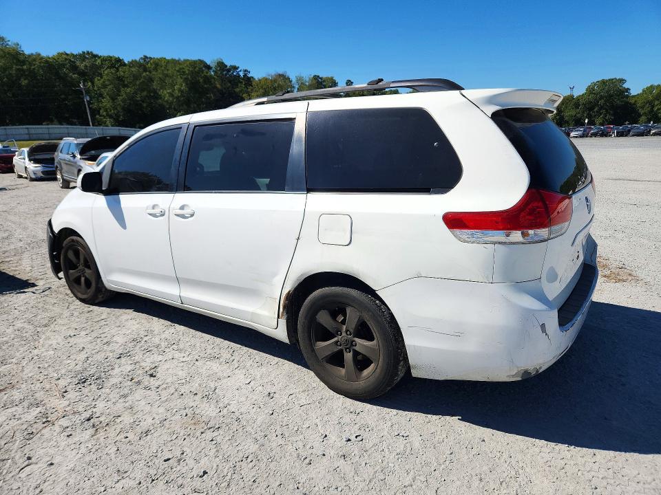 2012 Toyota Sienna მანქანა იყიდება აუქციონზე, vin: 5TDKK3DC0CS207952, აუქციონის ნომერი: 71691206