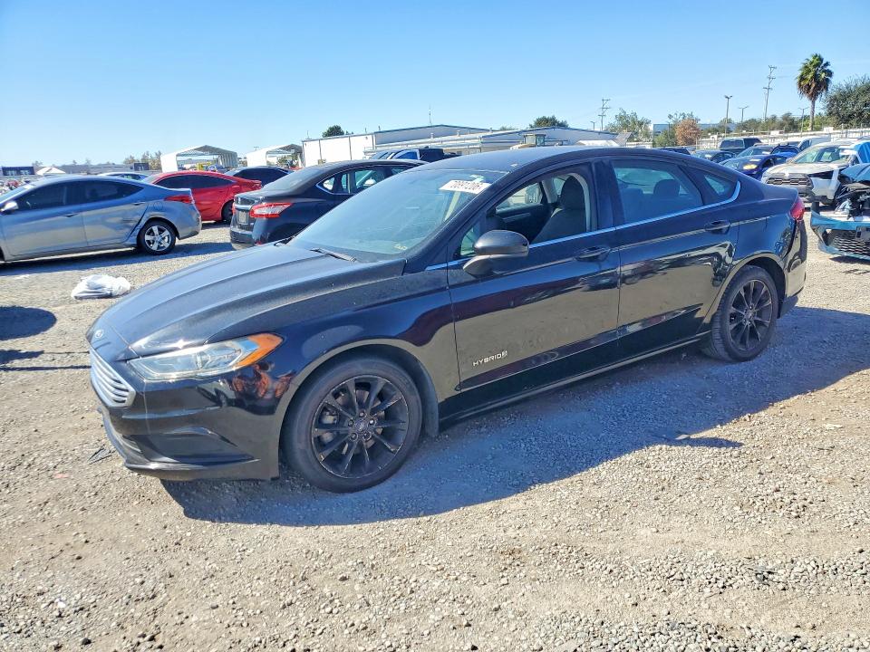 Продажа на аукционе авто 2017 Ford Fusion, vin: 3FA6P0LU1HR358410, номер лота: 70891206