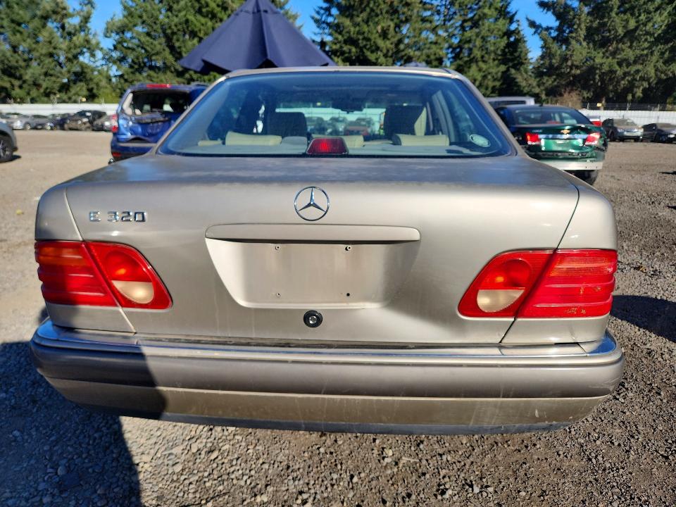 Продаж на аукціоні авто 1996 Mercedes-benz E, vin: WDBJF55F0TJ023370, номер лоту: 70893996