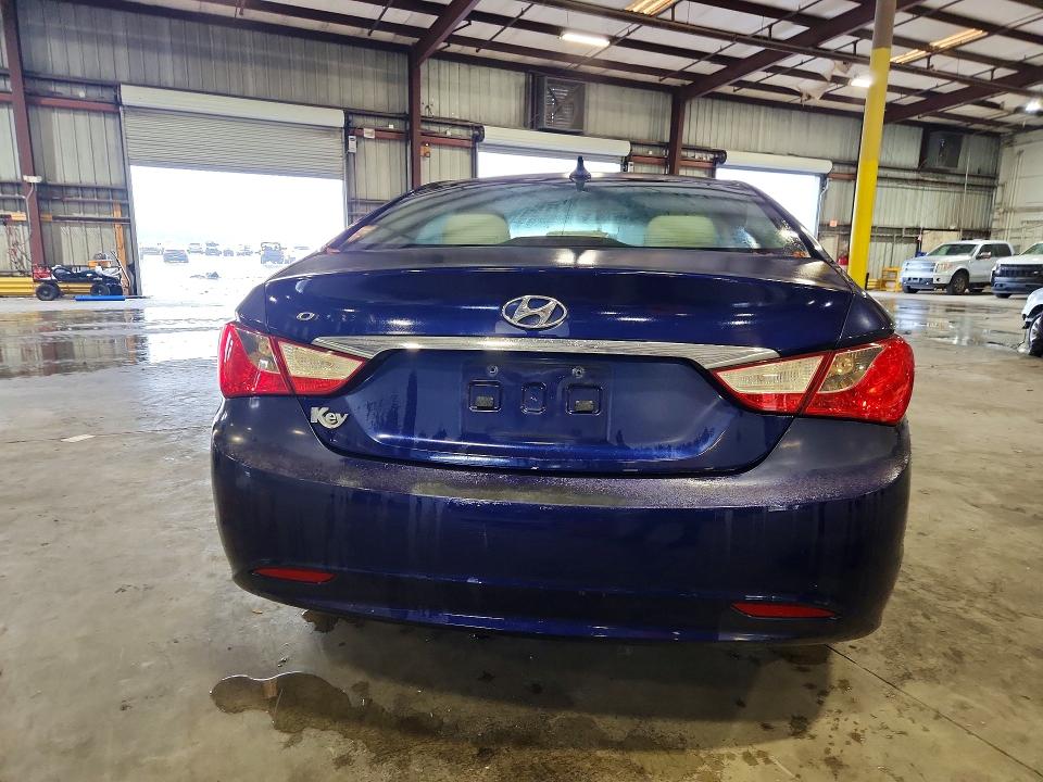 71646066 :رقم المزاد ، 5NPEB4AC5BH172045 vin ، 2011 Hyundai Sonata مزاد بيع