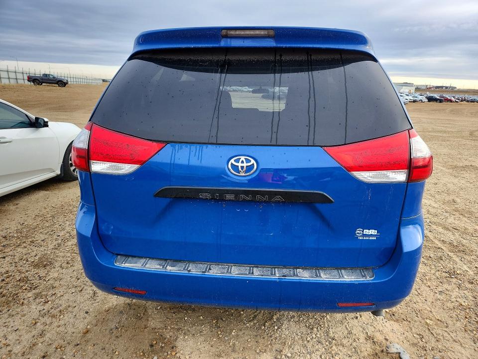 Продаж на аукціоні авто 2015 Toyota Sienna, vin: 5TDZK3DC2FS532346, номер лоту: 72218436