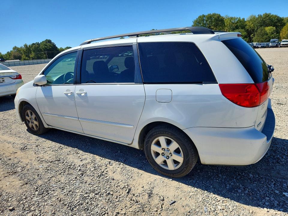 71428226 :رقم المزاد ، 5TDYK4CC4AS302724 vin ، 2010 Toyota Sienna مزاد بيع