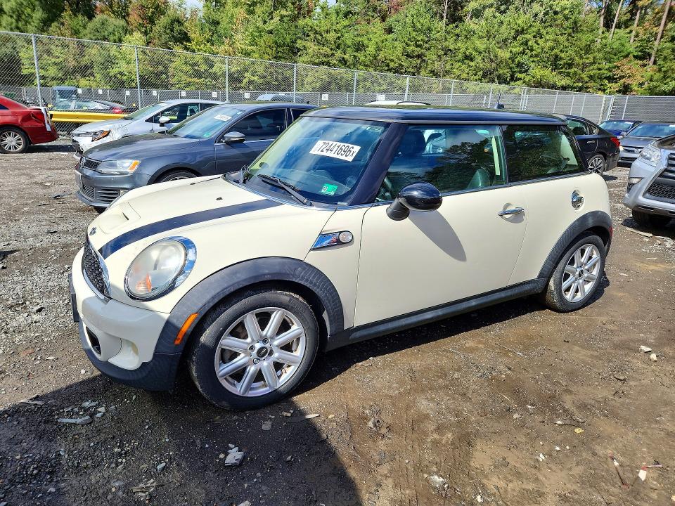 Продаж на аукціоні авто 2011 Mini Cooper, vin: WMWSV3C51BTY14014, номер лоту: 72441696