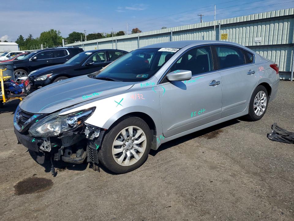 2018 Nissan Altima მანქანა იყიდება აუქციონზე, vin: 1N4AL3APXJC228103, აუქციონის ნომერი: 71147366