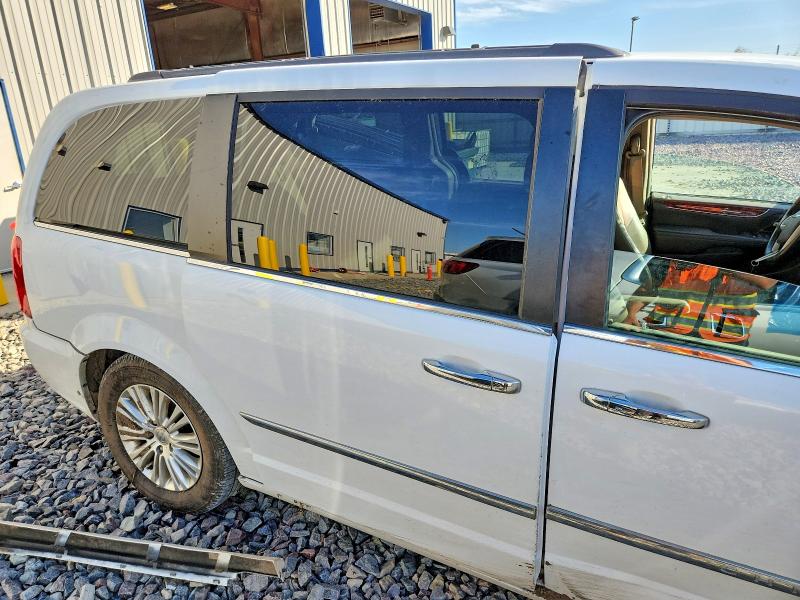 71853956 :رقم المزاد ، 2C4RC1CGXFR610595 vin ، 2015 Chrysler Town & Country مزاد بيع
