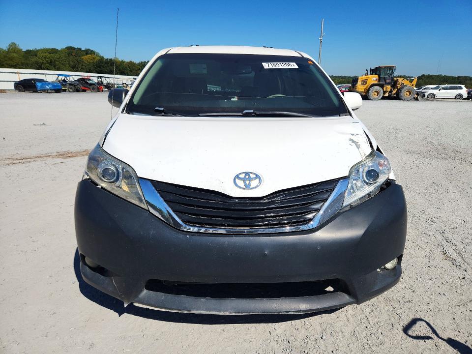 2012 Toyota Sienna მანქანა იყიდება აუქციონზე, vin: 5TDKK3DC0CS207952, აუქციონის ნომერი: 71691206