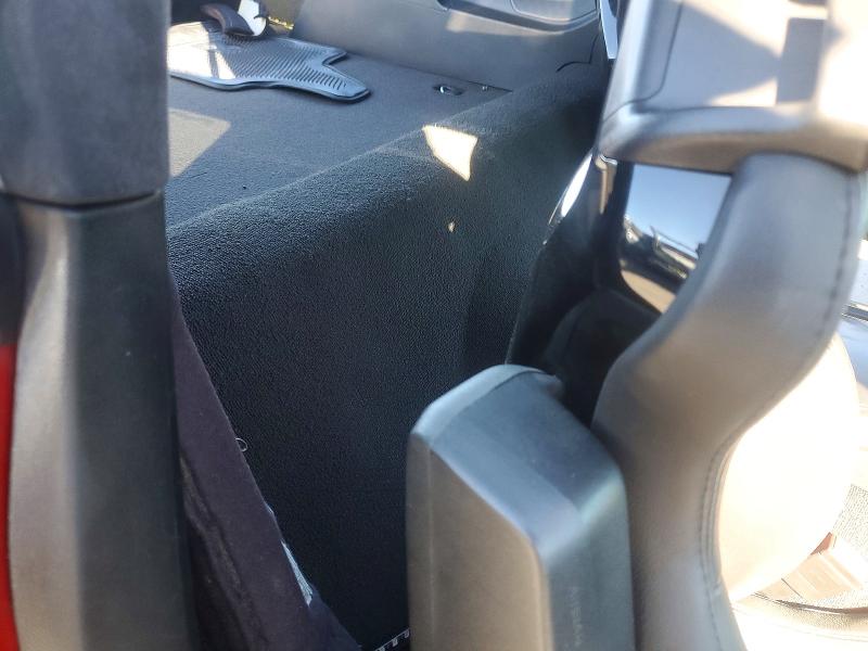 71509876 :رقم المزاد ، 1G1YU2D60F5605531 vin ، 2015 Chevrolet Corvette مزاد بيع