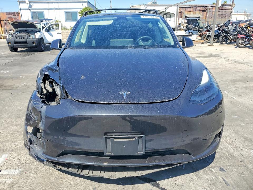 Продаж на аукціоні авто 2024 Tesla Model Y, vin: 7SAYGDED4RF095620, номер лоту: 71430056