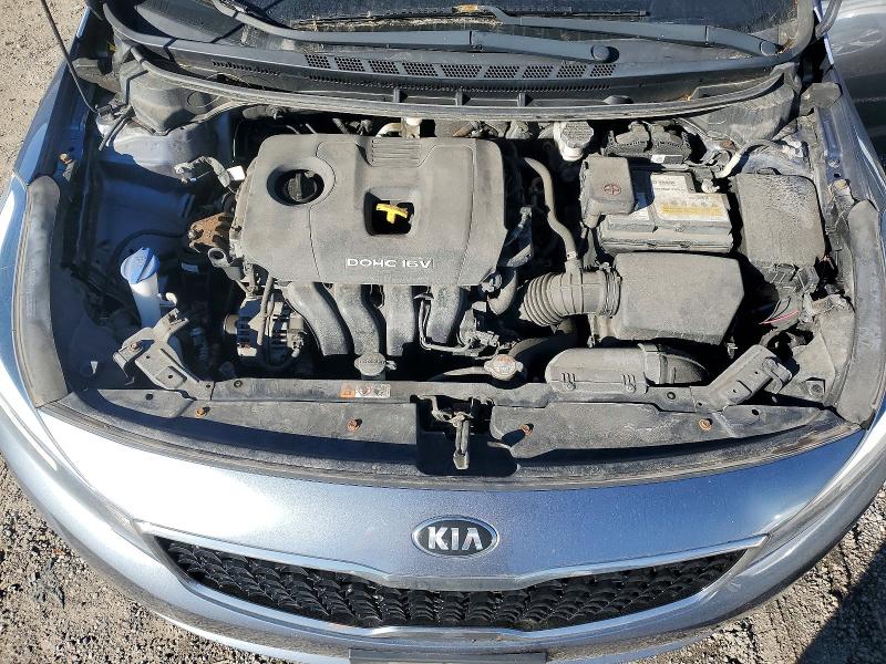 71646196 :رقم المزاد ، 3KPFL4A72JE261871 vin ، 2018 Kia Forte مزاد بيع