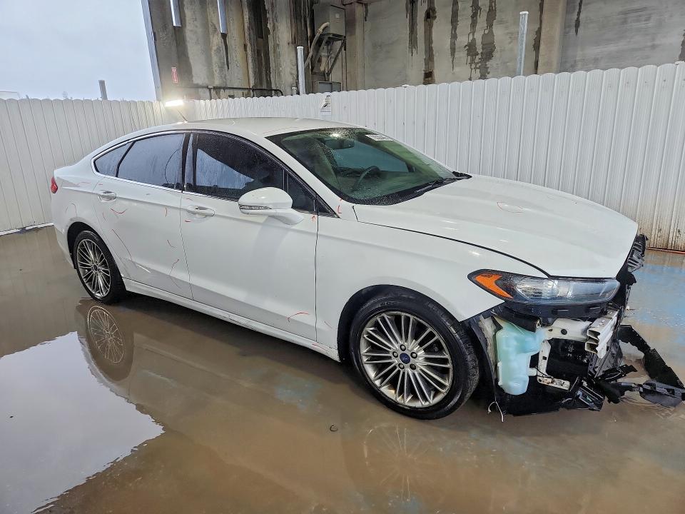 70530446 :رقم المزاد ، 1FA6P0HD8G5130012 vin ، 2016 Ford Fusion مزاد بيع