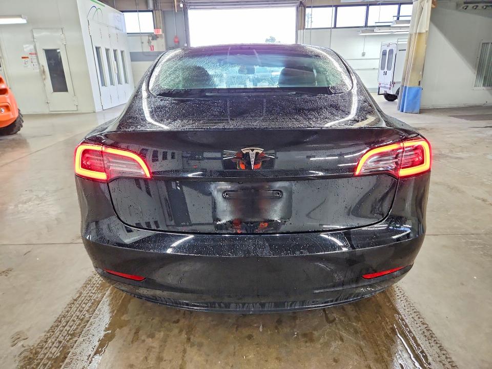 Продажа на аукционе авто 2023 Tesla Model 3, vin: 5YJ3E1EA1PF438902, номер лота: 71460616