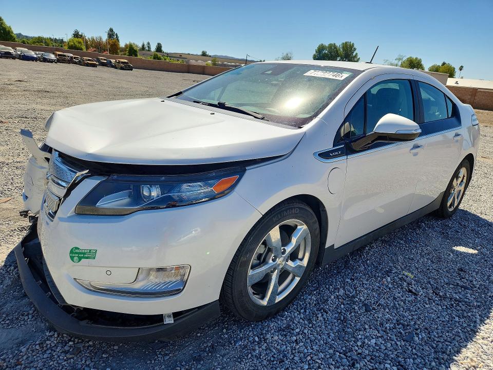2015 Chevrolet Volt მანქანა იყიდება აუქციონზე, vin: 1G1RD6E47FU126618, აუქციონის ნომერი: 71382746