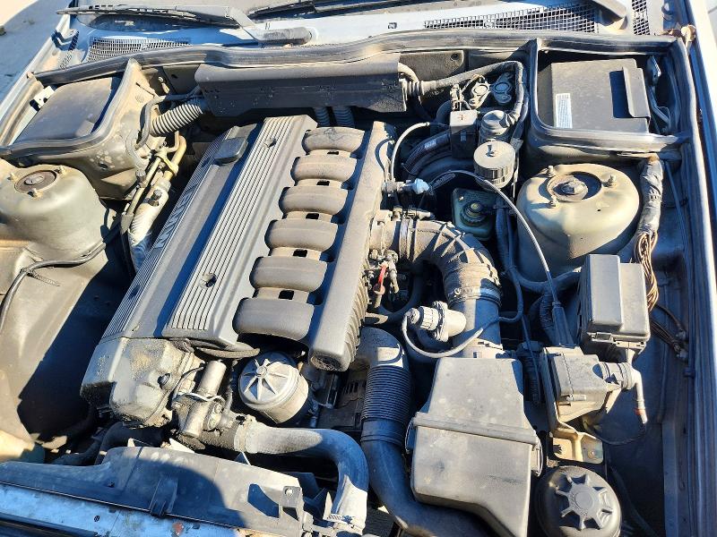 72149216 :رقم المزاد ، WBAHD6321SGK47784 vin ، 1995 Bmw 525 مزاد بيع