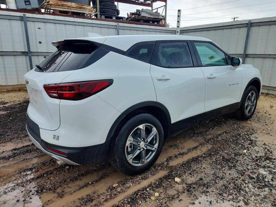 2026 Chevrolet Blazer მანქანა იყიდება აუქციონზე, vin: 3GNKBCR49TS151370, აუქციონის ნომერი: 71502426