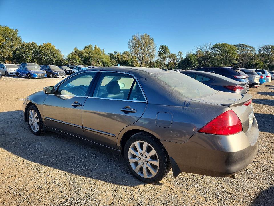 Продажа на аукционе авто 2006 Honda Accord, vin: 1HGCM66506A050828, номер лота: 71670846