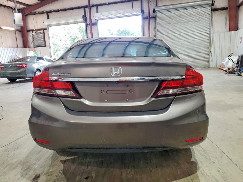 2013 Honda Civic მანქანა იყიდება აუქციონზე, vin: 2HGFB2F50DH571865, აუქციონის ნომერი: 71562746