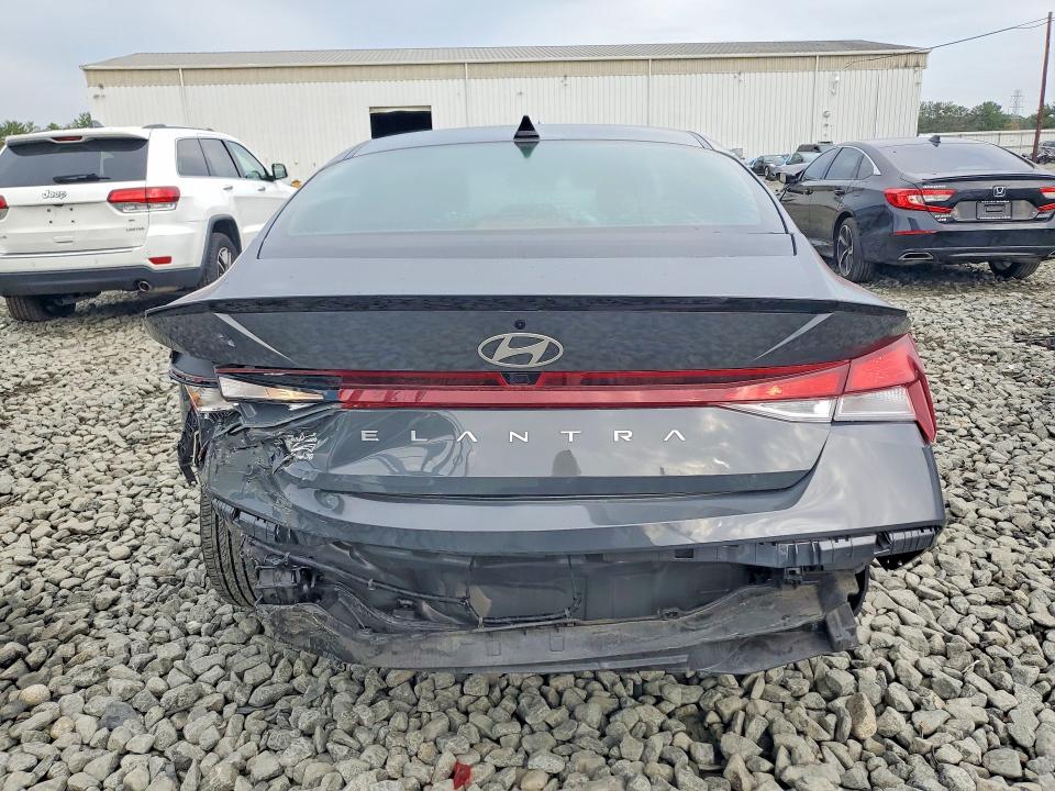 70713656 :رقم المزاد ، KMHLM4DG3SU954183 vin ، 2025 Hyundai Elantra مزاد بيع