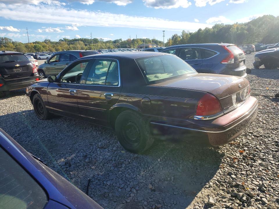 Продаж на аукціоні авто 2001 Ford Crown Victoria, vin: 2FAFP74W21X151802, номер лоту: 71262936