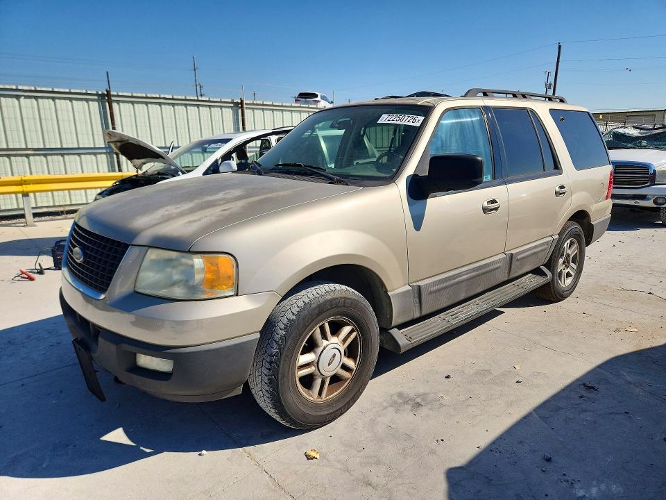 Продажа на аукционе авто 2005 Ford Expedition, vin: 1FMPU16595LA72652, номер лота: 72250726