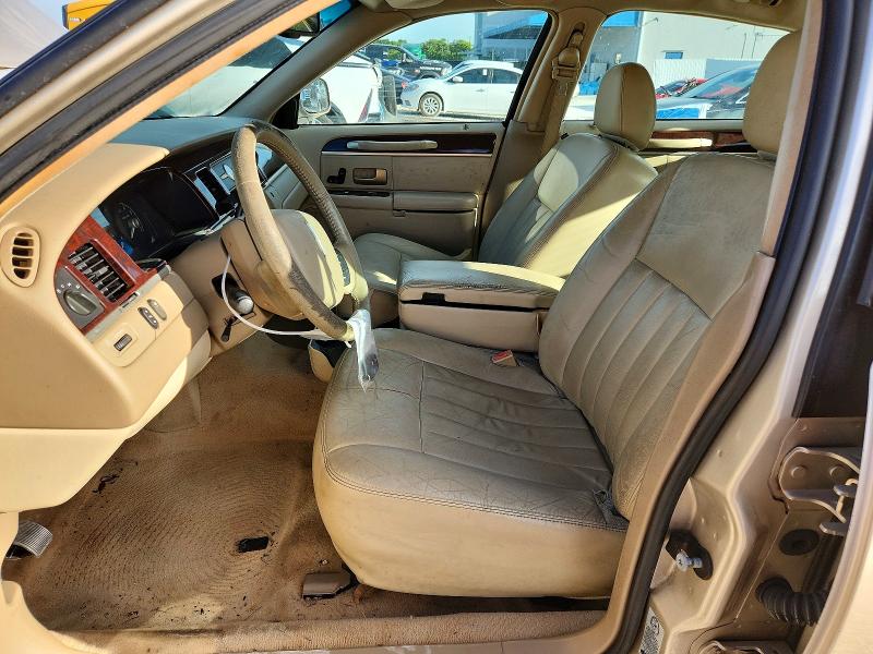 70602266 :رقم المزاد ، 1LNHM81W26Y644422 vin ، 2006 Lincoln Town Car مزاد بيع
