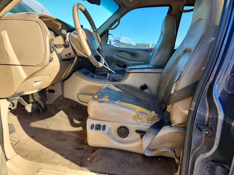 Продажа на аукционе авто 2002 Ford Expedition, vin: 1FMRU17L42LA84936, номер лота: 71464896