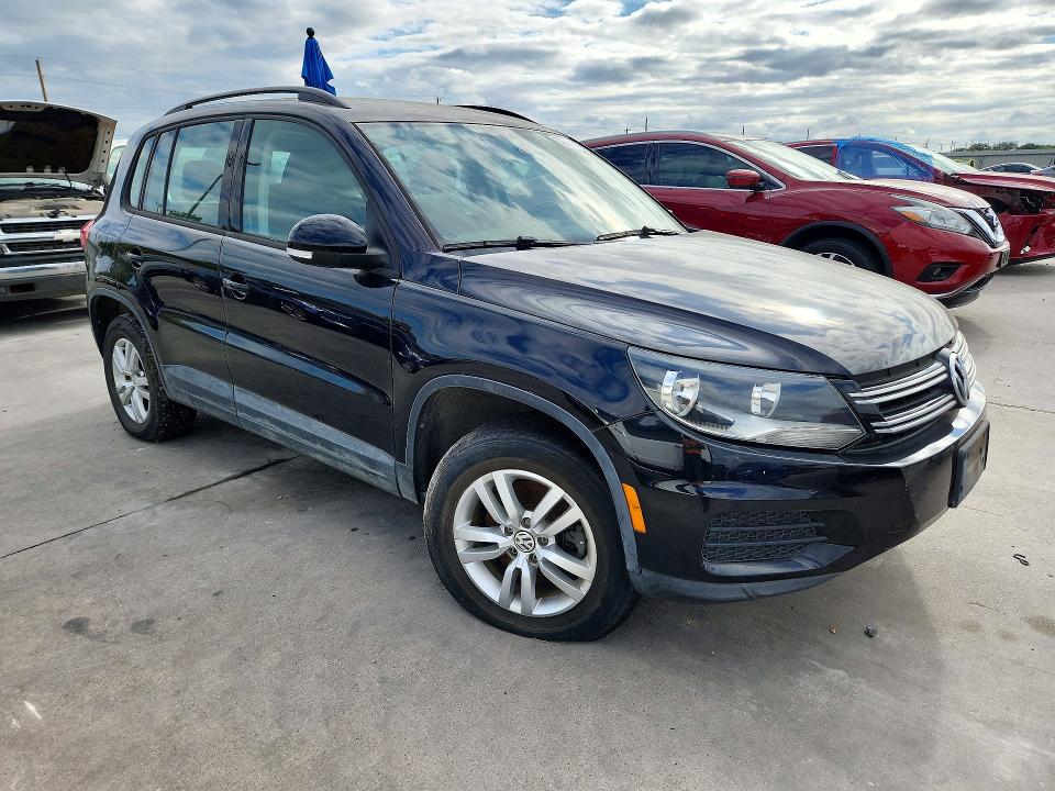 72501736 :رقم المزاد ، WVGAV7AX6FW556874 vin ، 2015 Volkswagen Tiguan مزاد بيع