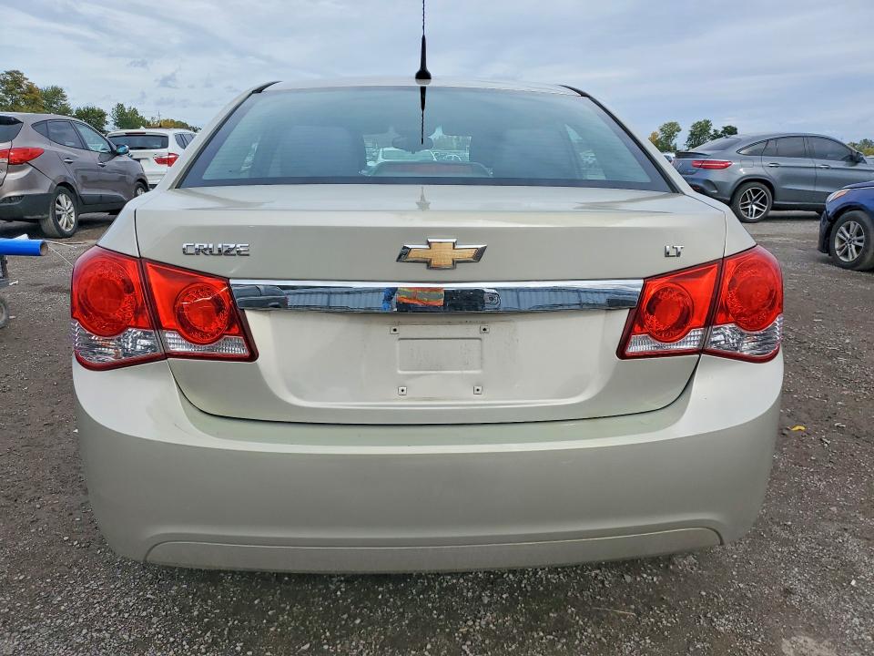 70554206 :رقم المزاد ، 1G1PC5SB1E7345773 vin ، 2014 Chevrolet Cruze مزاد بيع